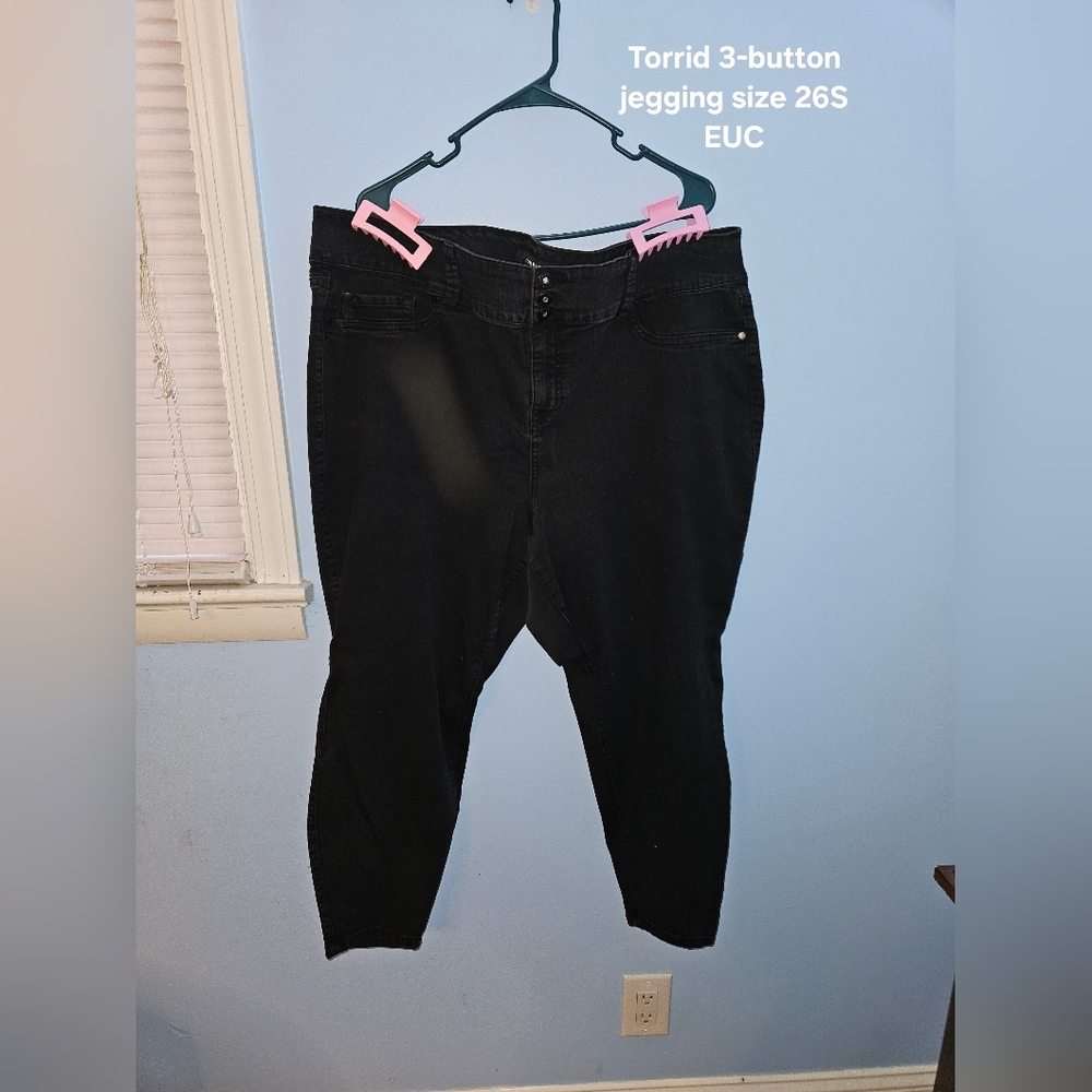 Torrid 3-button jegging - Picture 2 of 2